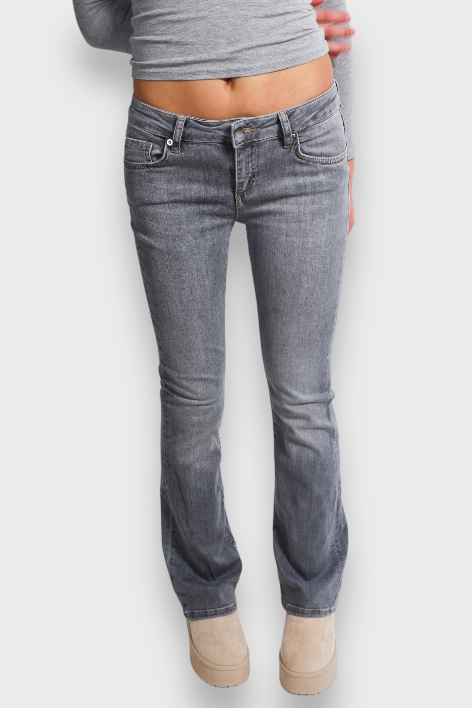 Flared low waist jeans gray